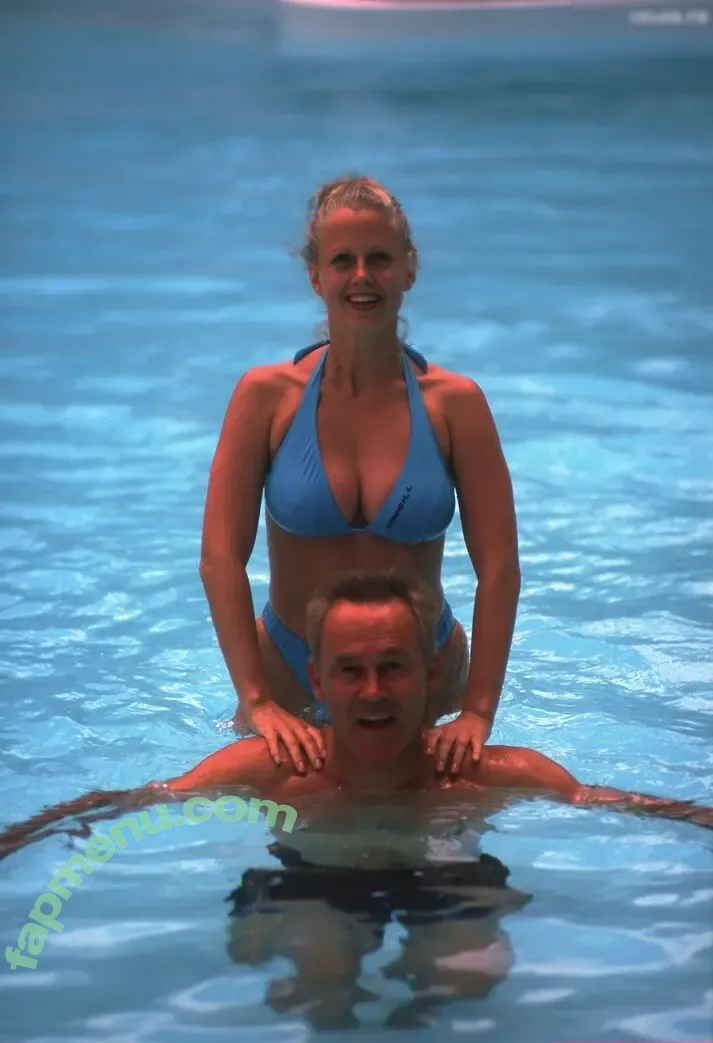 Barbara Schöneberger nude photo #0053 (sarahtoninx9_)