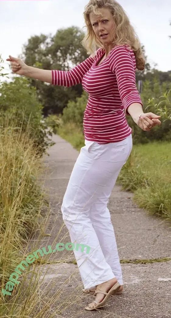 Barbara Schöneberger nude photo #0105 (sarahtoninx9_)