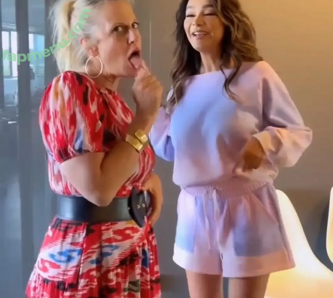 Barbara Schöneberger nude photo #0139 (sarahtoninx9_)