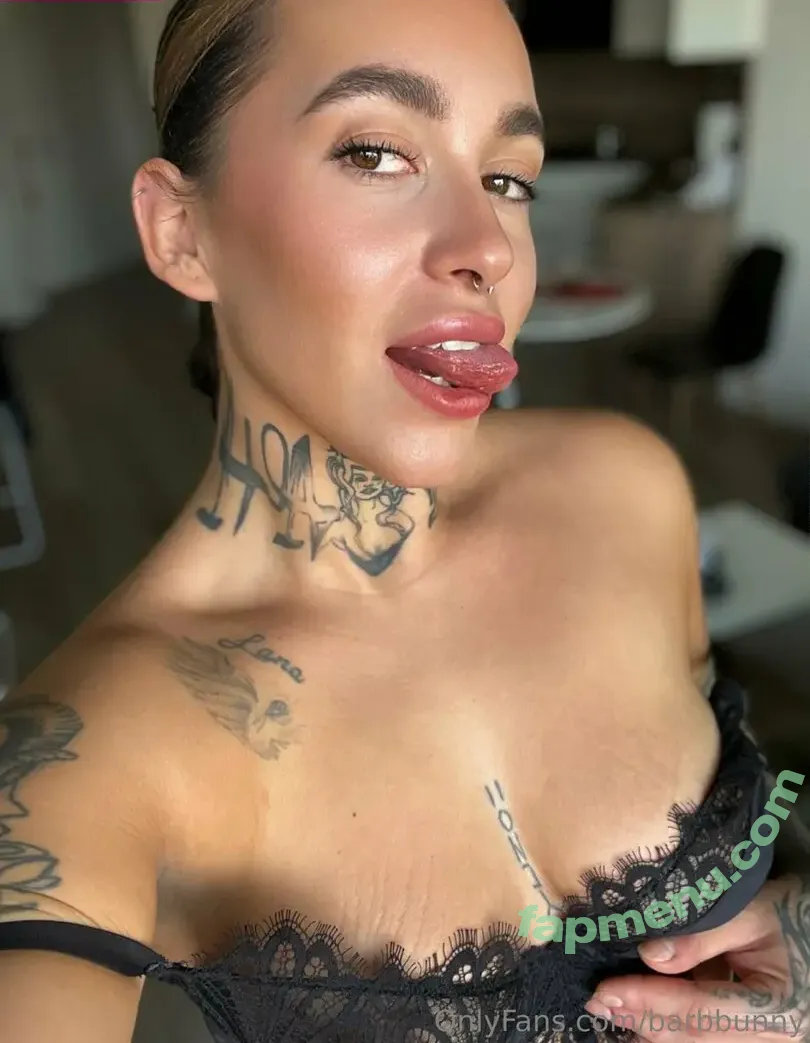 Barbbunny nude photo #0077 (Barbsassie / thebunnybarbie)