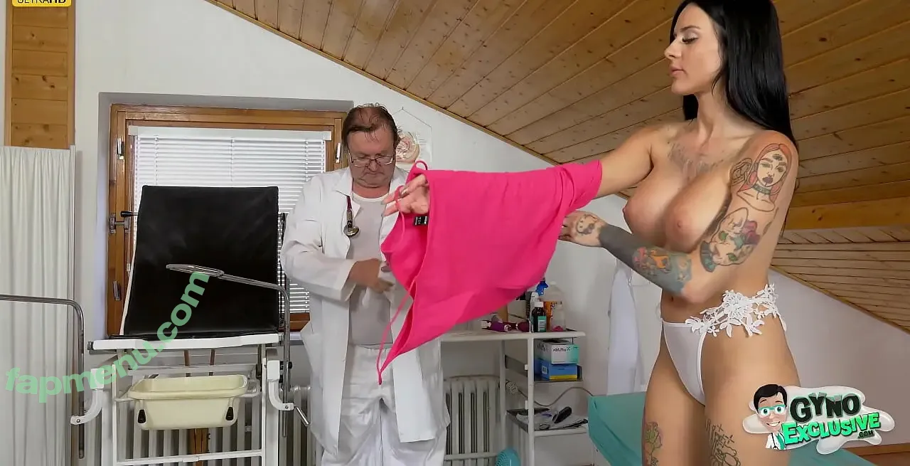 Barbie Esm nude photo #0111 (Barbie_Esm / barbie.esm.official)