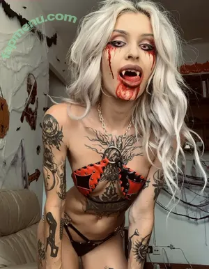  nude photo #0001