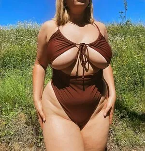 barbiegotthicc / crosbaaaby nude photo #0017