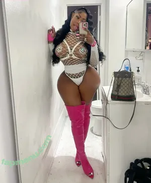  nude photo #0005