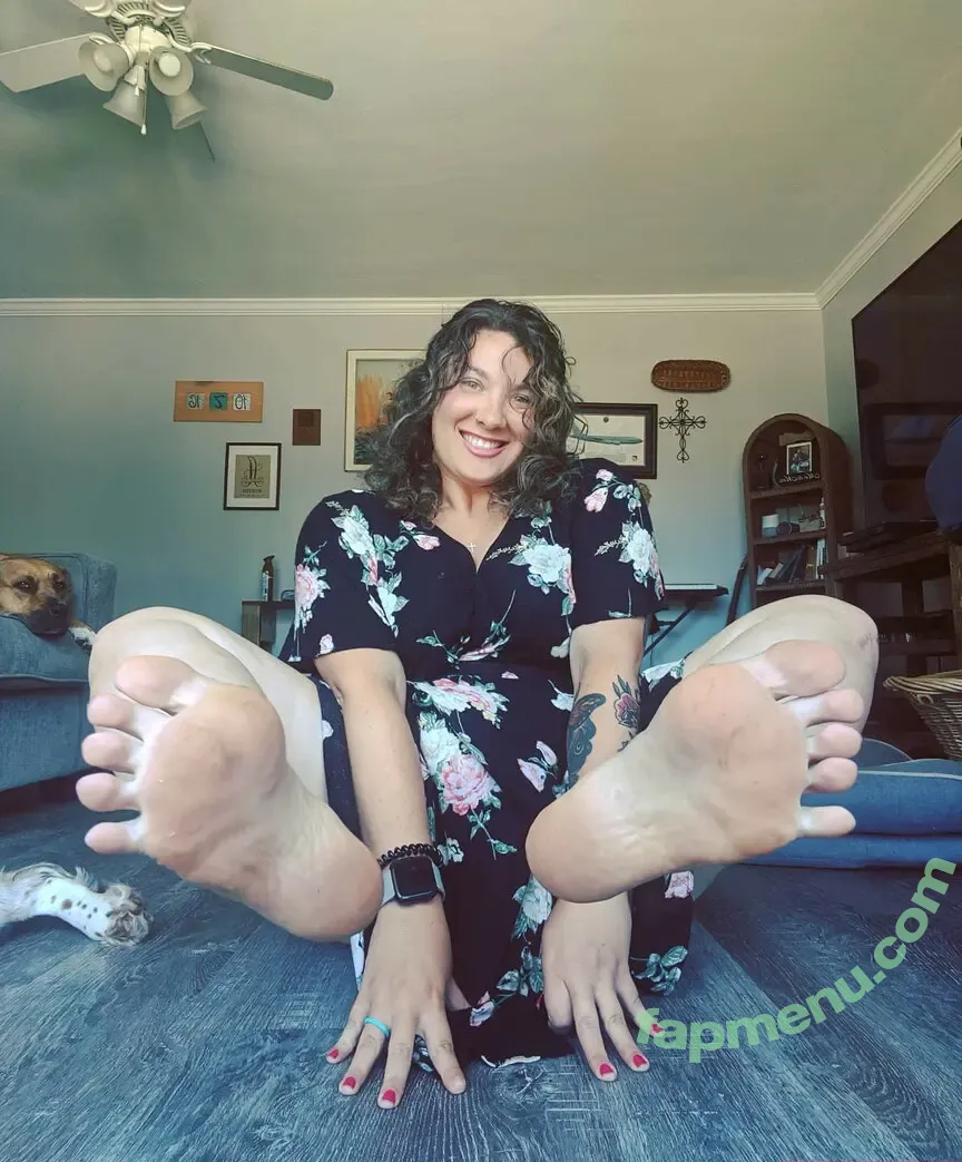 Bare Feet nude photo #1528 (barefeetpose)