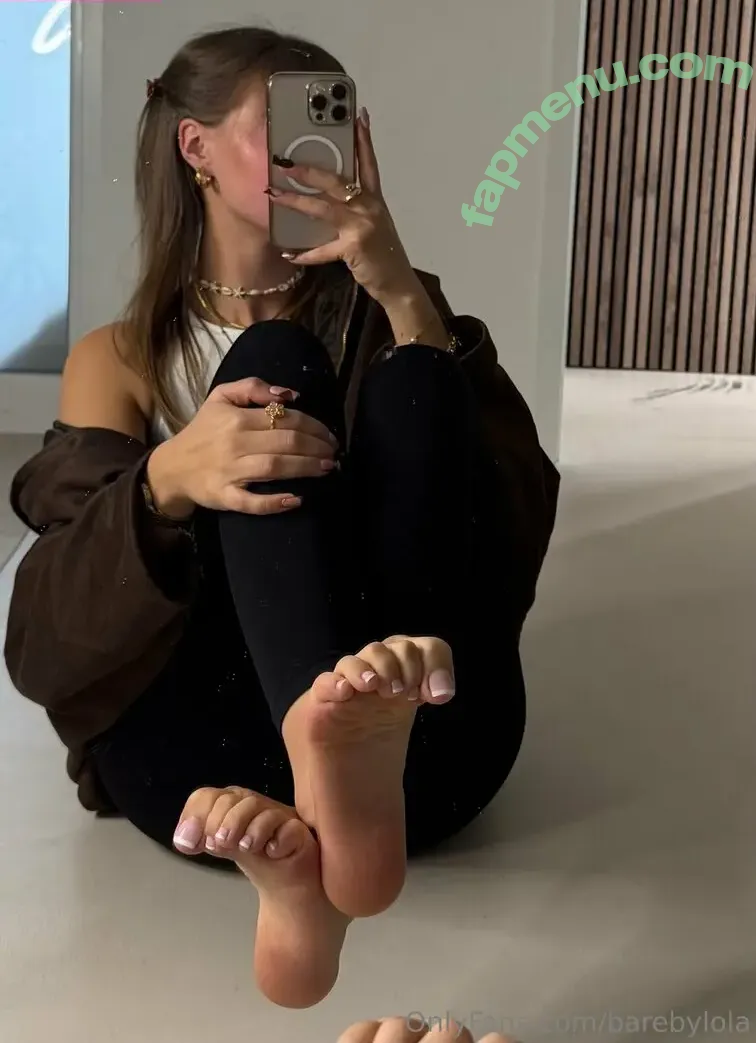 Barebylola nude photo #0085 (Barebylola)