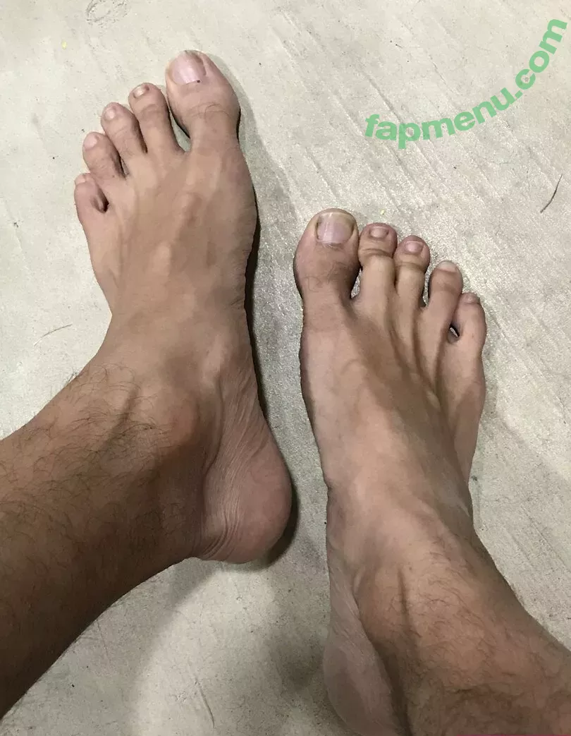 barefeeticus nude photo #0003 (barefeeticus)