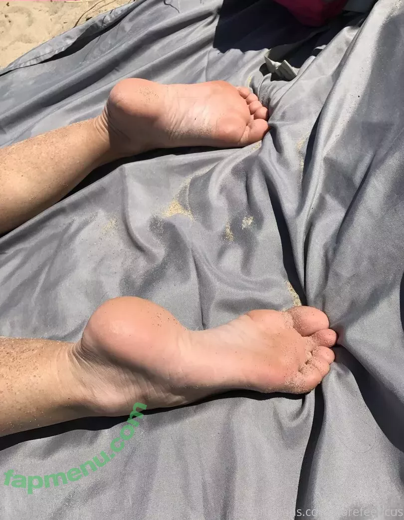 barefeeticus nude photo #0014 (barefeeticus)