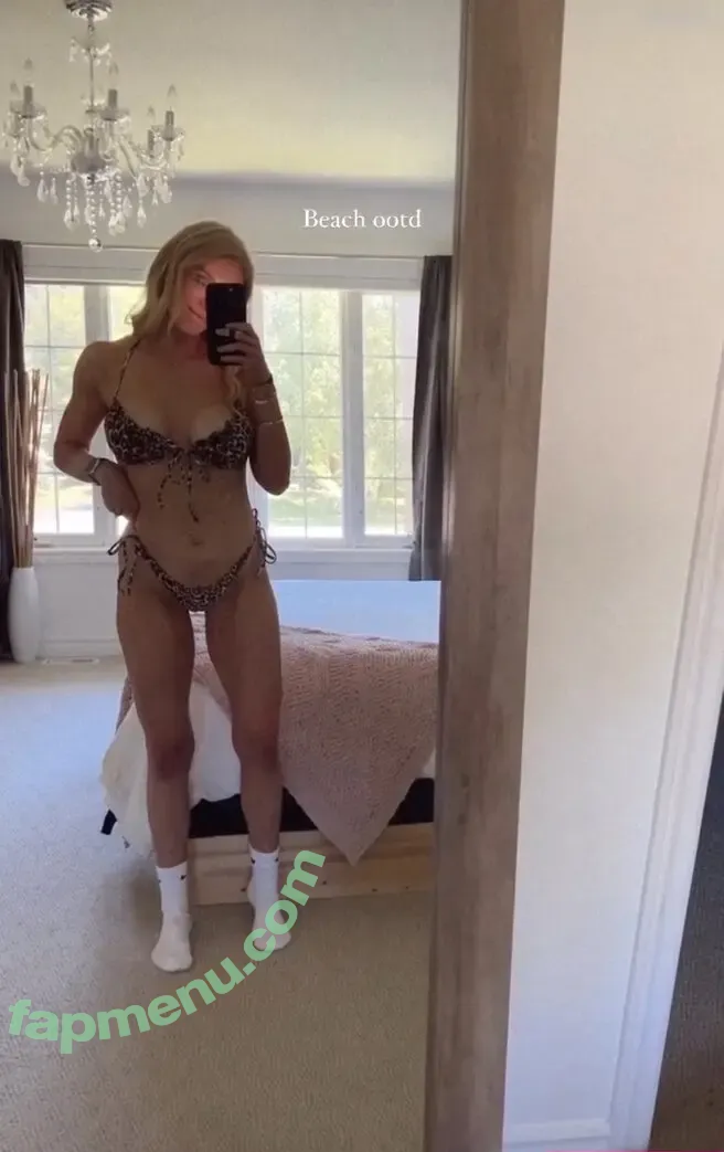 barefootbarbee nude photo #0005 (ashleyvandenburg_)