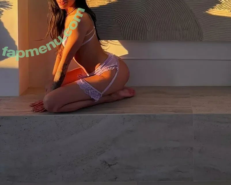 barefootbellaa nude photo #0007 (pinkbarefootbella)