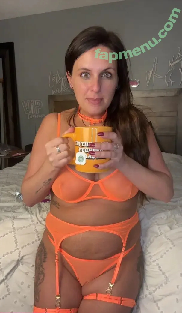 Barefootmamamn nude photo #0220 (therealbarefootmamamn)