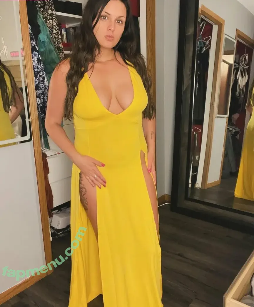 Barefootmamamn nude photo #0298 (Barefootmamamn)