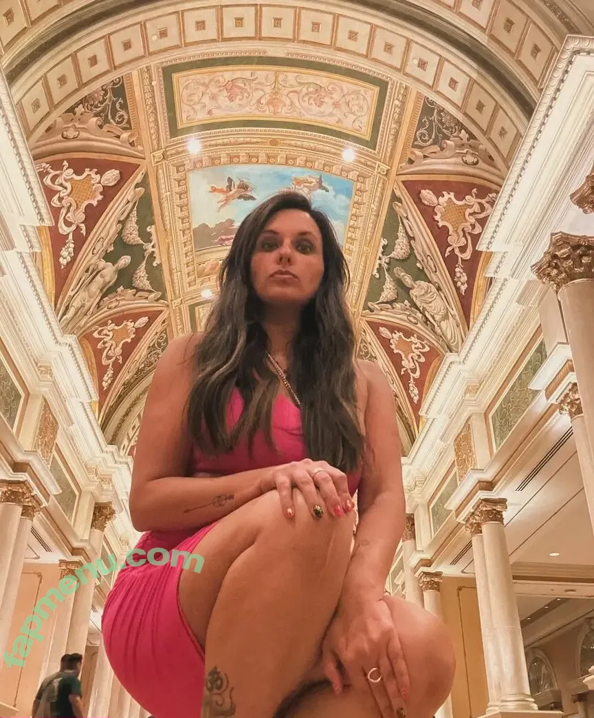 Barefootmamamn nude photo #0305 (Barefootmamamn)