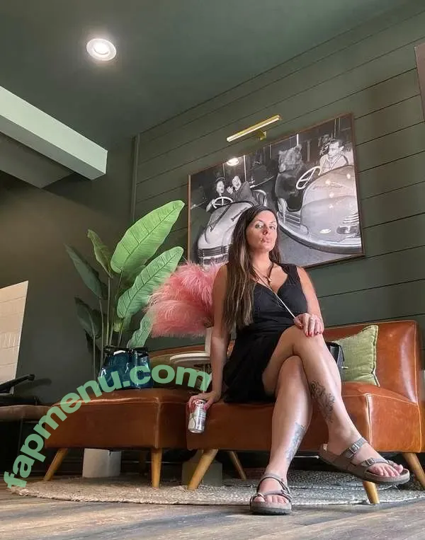 Barefootmamamn nude photo #0312 (therealbarefootmamamn)