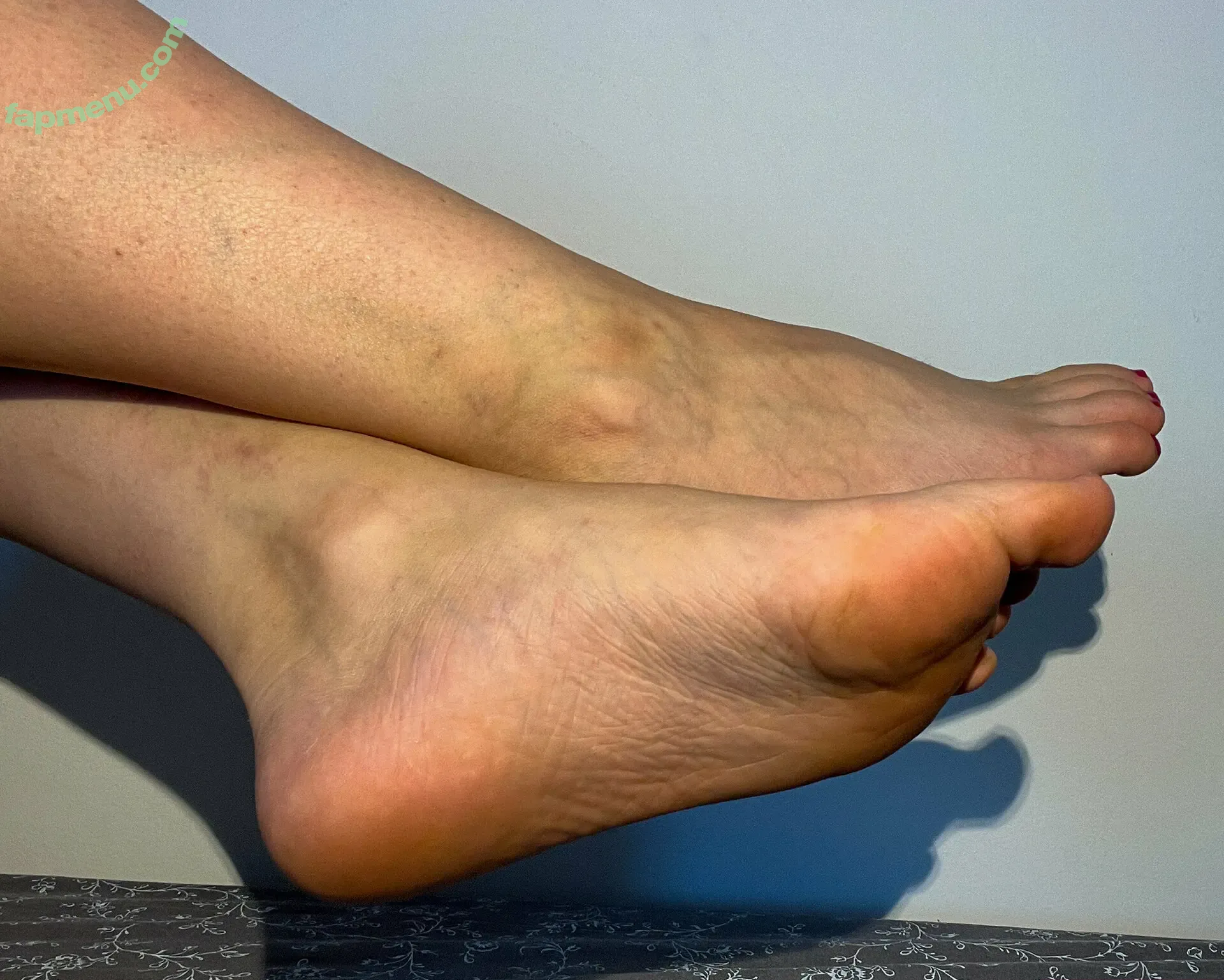 barefootmini nude photo #0014 (barefootsound)