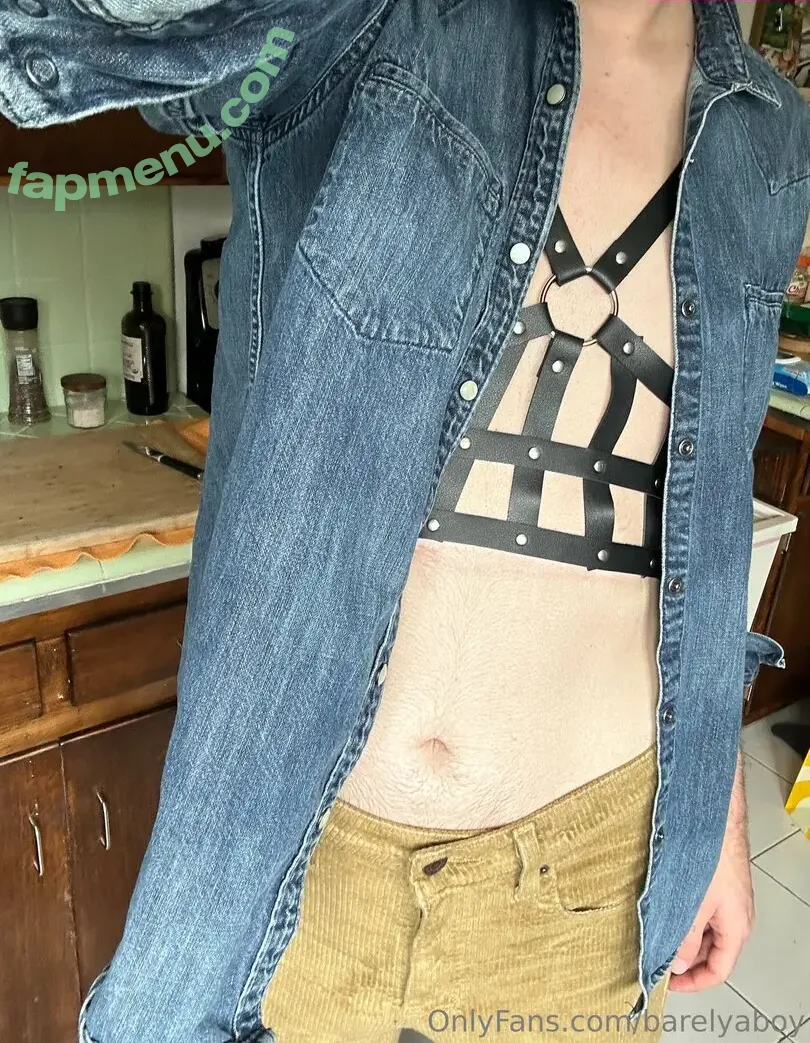 barelyaboy nude photo #0015 (rozlamka)