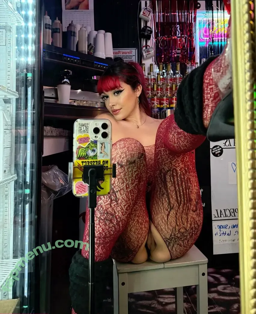 baristachlo nude photo #0194 (bbchlo)