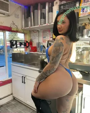 Baristatbaby / stripitdownt nude photo #0076