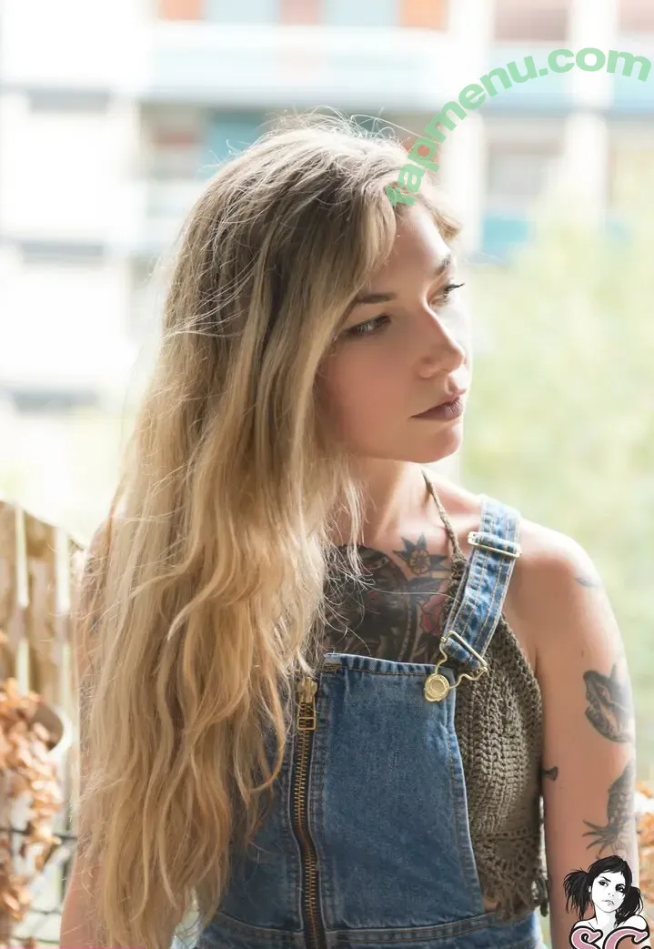 Barkmantis nude photo #0180 (Barkmantis)