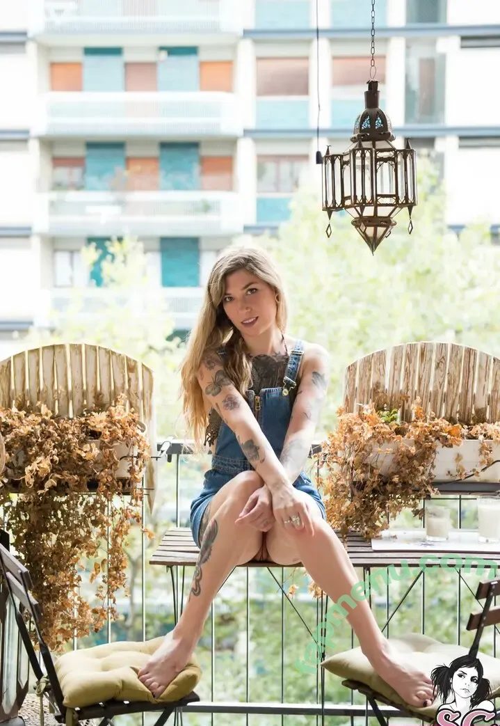 Barkmantis nude photo #0185 (Barkmantis)