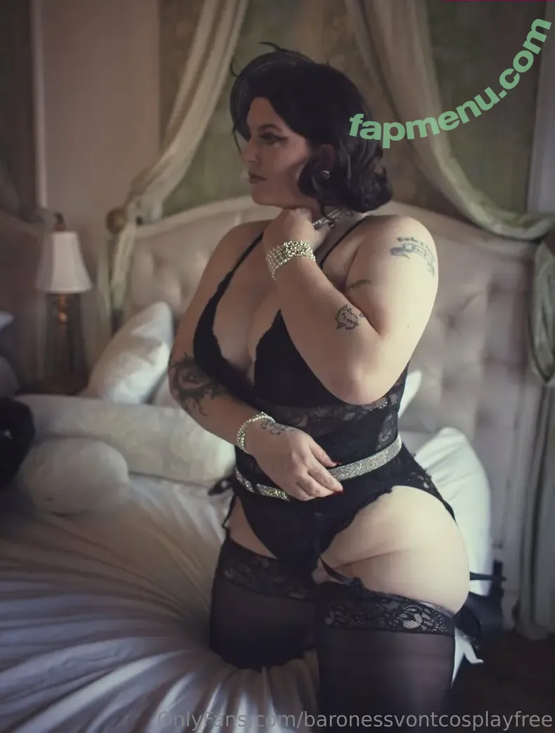 baronessvontcosplayfree nude photo #0401 (baronessvontcosplay)