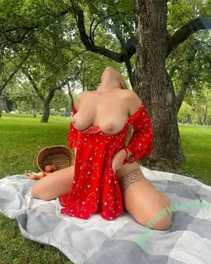 baryshevalisa / neprisedala nude photo #0087