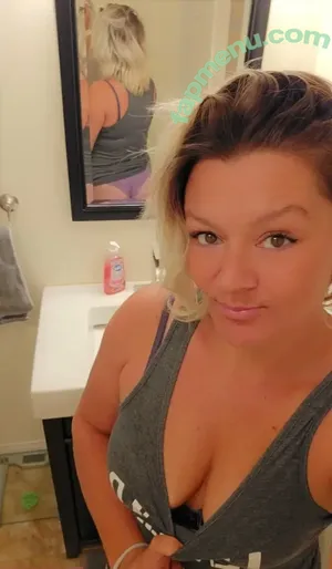 Basedmama / Basednormiemama nude photo #0060