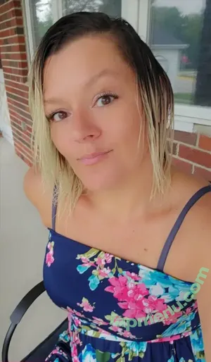 Basedmama / Basednormiemama nude photo #0071