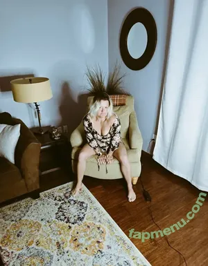 Basedmama / Basednormiemama nude photo #0080