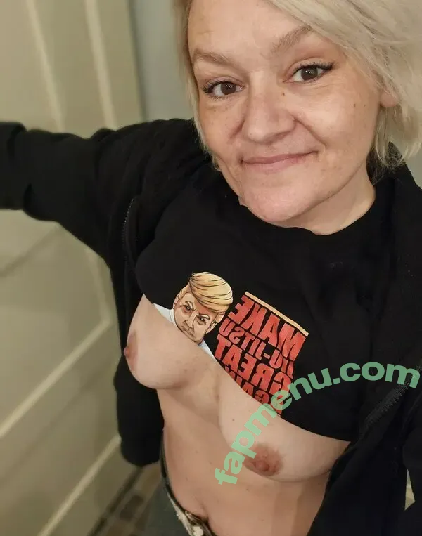 Basedmama nude photo #0170 (Basednormiemama)