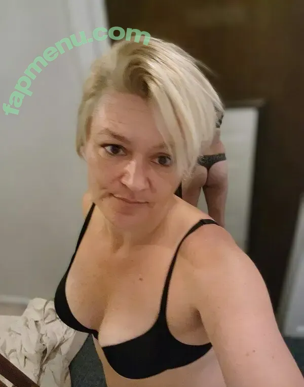 Basedmama nude photo #0183 (Basednormiemama)