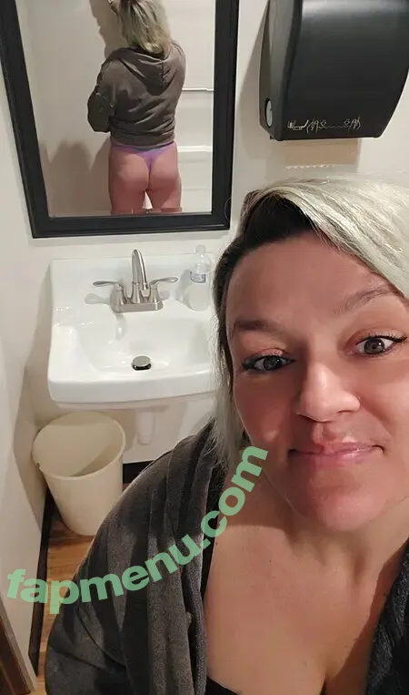 Basedmama nude photo #0240 (Basednormiemama)