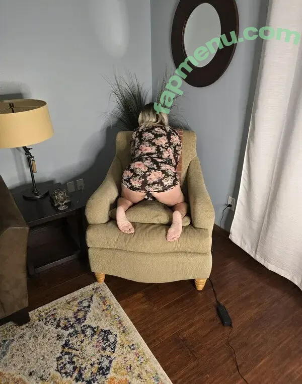 Basedmama nude photo #0259 (Basednormiemama)