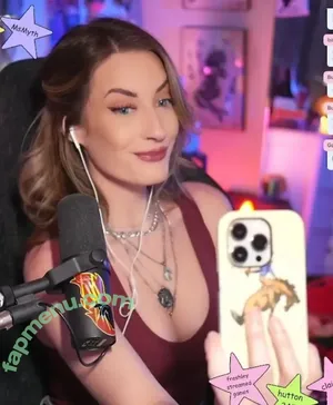 BasicWitGirl / tbhlessbasic nude photo #0137