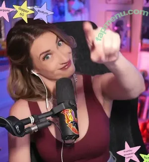 BasicWitGirl / tbhlessbasic nude photo #0140