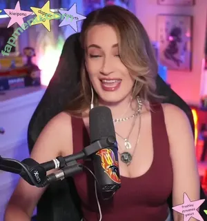 BasicWitGirl / tbhlessbasic nude photo #0142