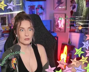 BasicWitGirl / tbhlessbasic nude photo #0169