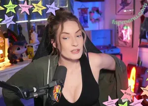 BasicWitGirl / tbhlessbasic nude photo #0176