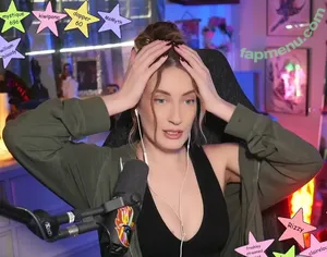 BasicWitGirl / tbhlessbasic nude photo #0184