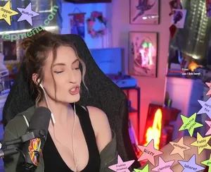 BasicWitGirl / tbhlessbasic nude photo #0198