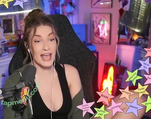 BasicWitGirl / tbhlessbasic nude photo #0202