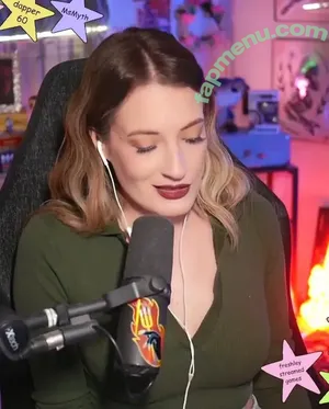 BasicWitGirl / tbhlessbasic nude photo #0221