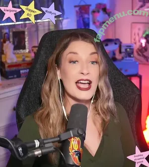 BasicWitGirl / tbhlessbasic nude photo #0224