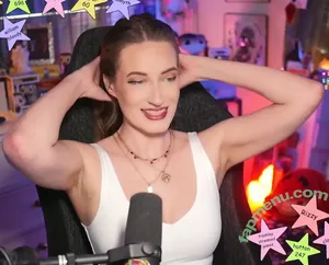 BasicWitGirl / tbhlessbasic nude photo #0252