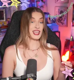 BasicWitGirl / tbhlessbasic nude photo #0255