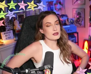 BasicWitGirl / tbhlessbasic nude photo #0261