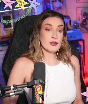 BasicWitGirl / tbhlessbasic nude photo #0266