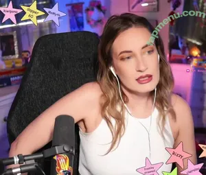 BasicWitGirl / tbhlessbasic nude photo #0274