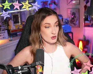 BasicWitGirl / tbhlessbasic nude photo #0282