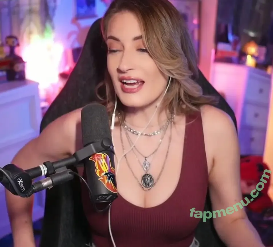 BasicWitGirl nude photo #0148 (tbhlessbasic)